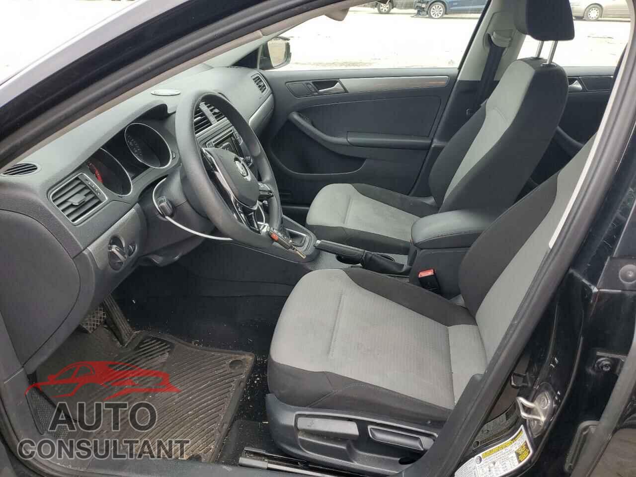 VOLKSWAGEN JETTA 2017 - 3VW2B7AJ8HM321454