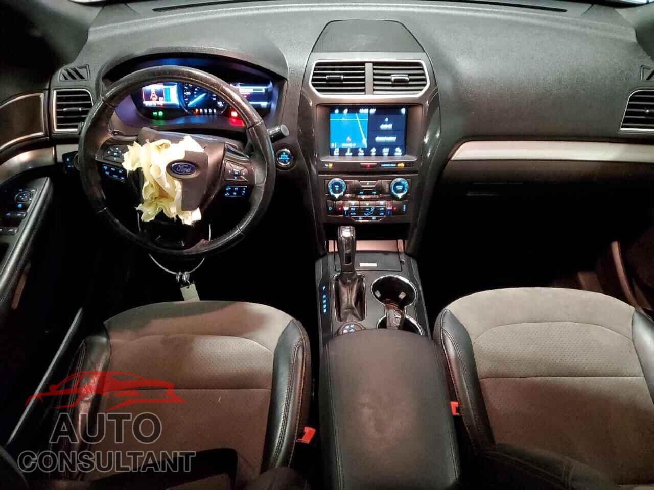 FORD EXPLORER 2017 - 1FM5K8D80HGD97898