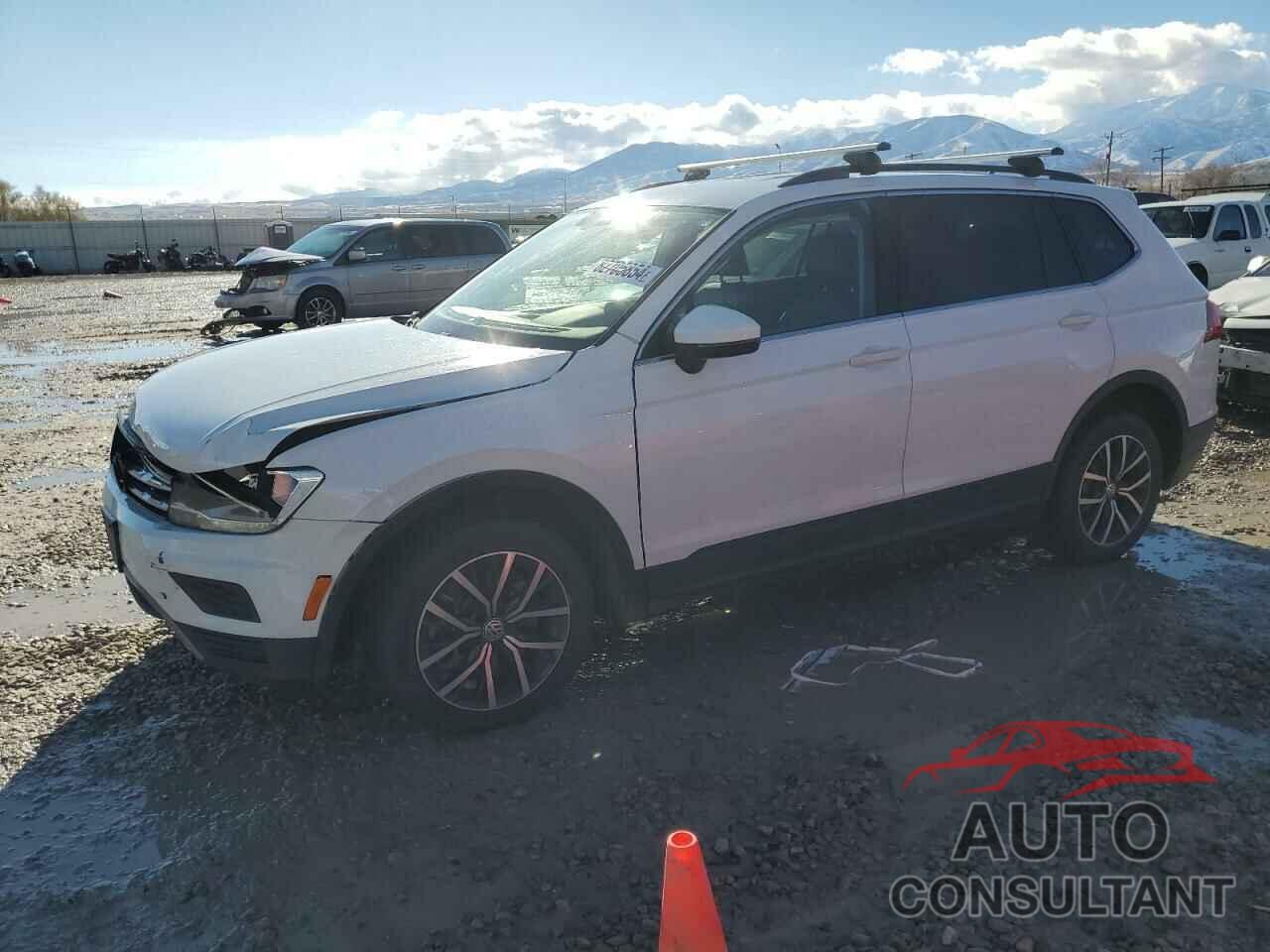 VOLKSWAGEN TIGUAN 2019 - 3VV2B7AX4KM065619