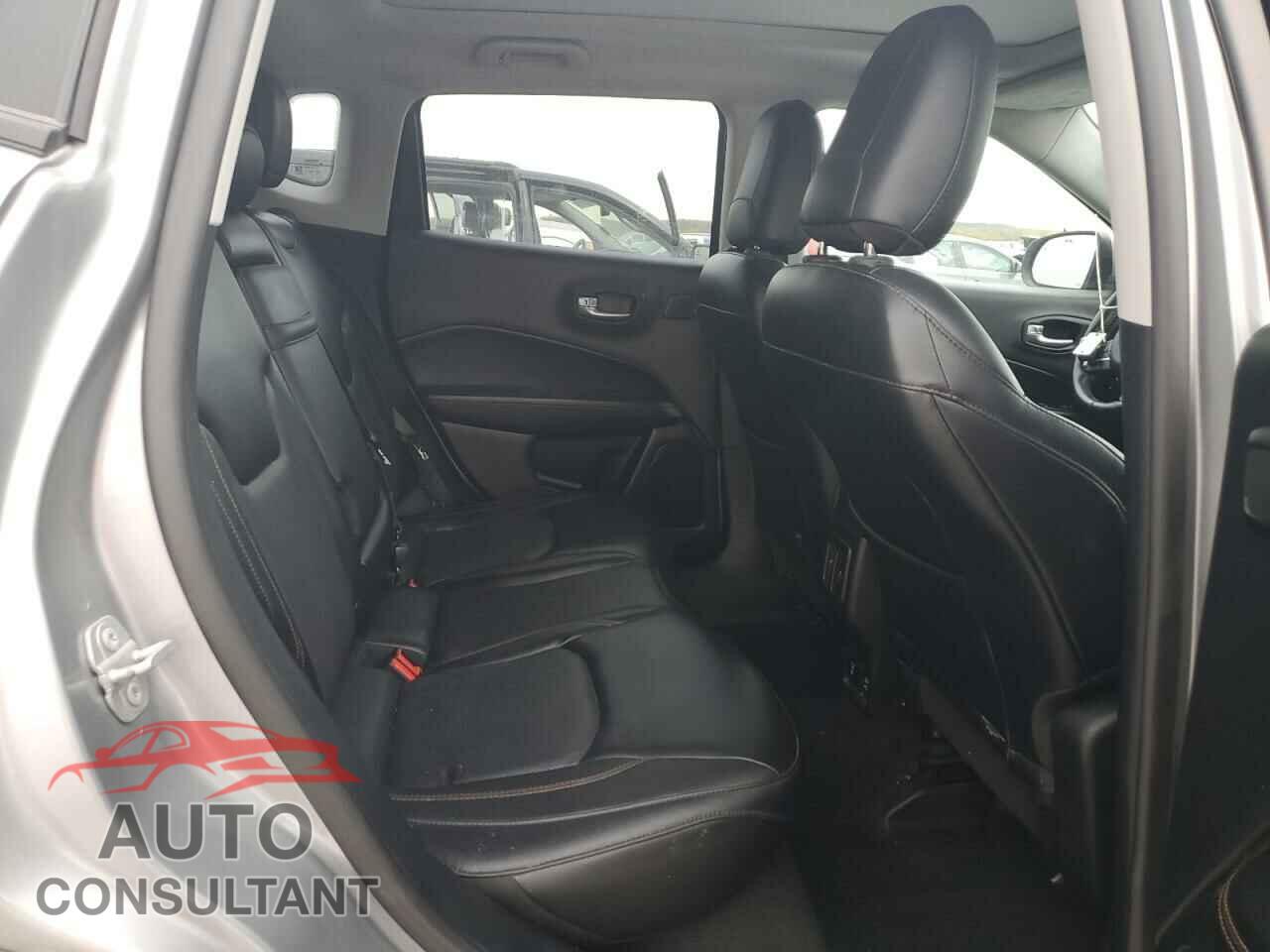 JEEP COMPASS 2017 - 3C4NJDCBXHT688689