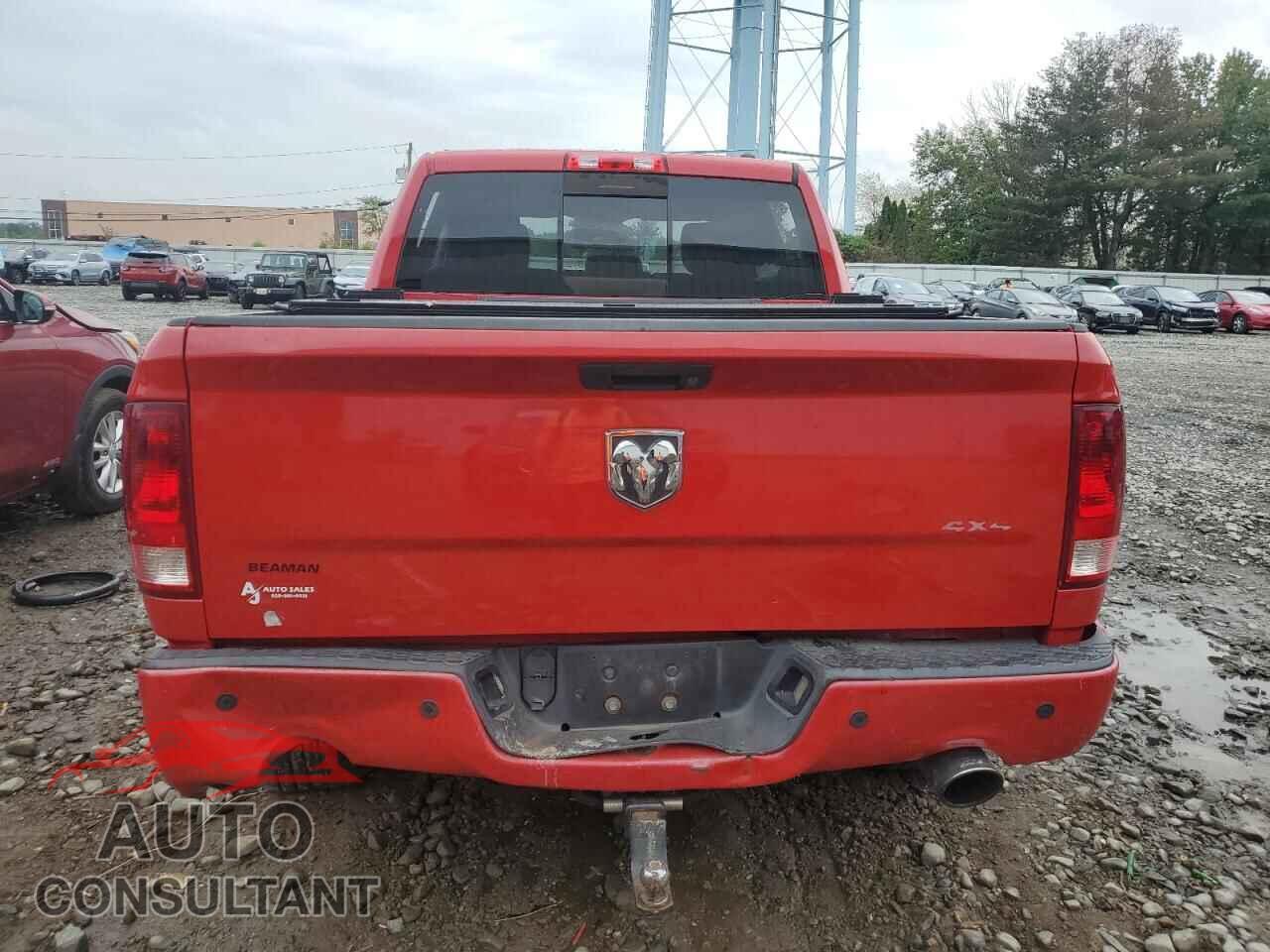 DODGE RAM 1500 2012 - 1C6RD7MT6CS169061