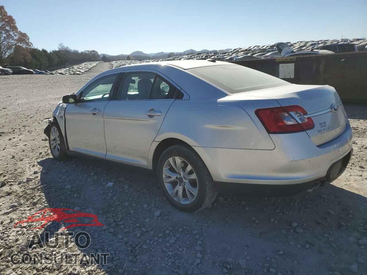 FORD TAURUS 2011 - 1FAHP2EW4BG110413