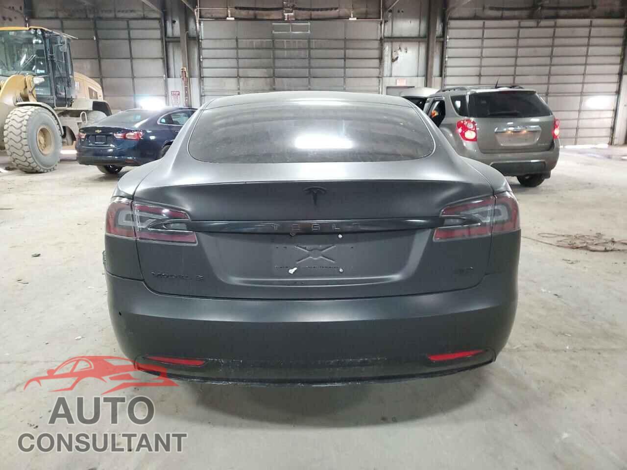TESLA MODEL S 2018 - 5YJSA1E2XJF266750