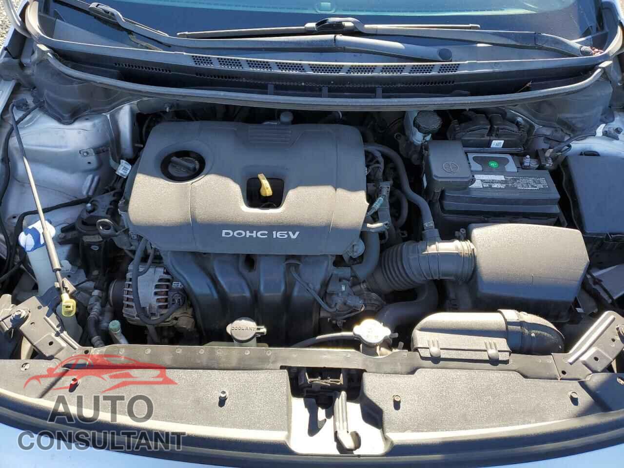 KIA FORTE 2017 - 3KPFK4A76HE028377