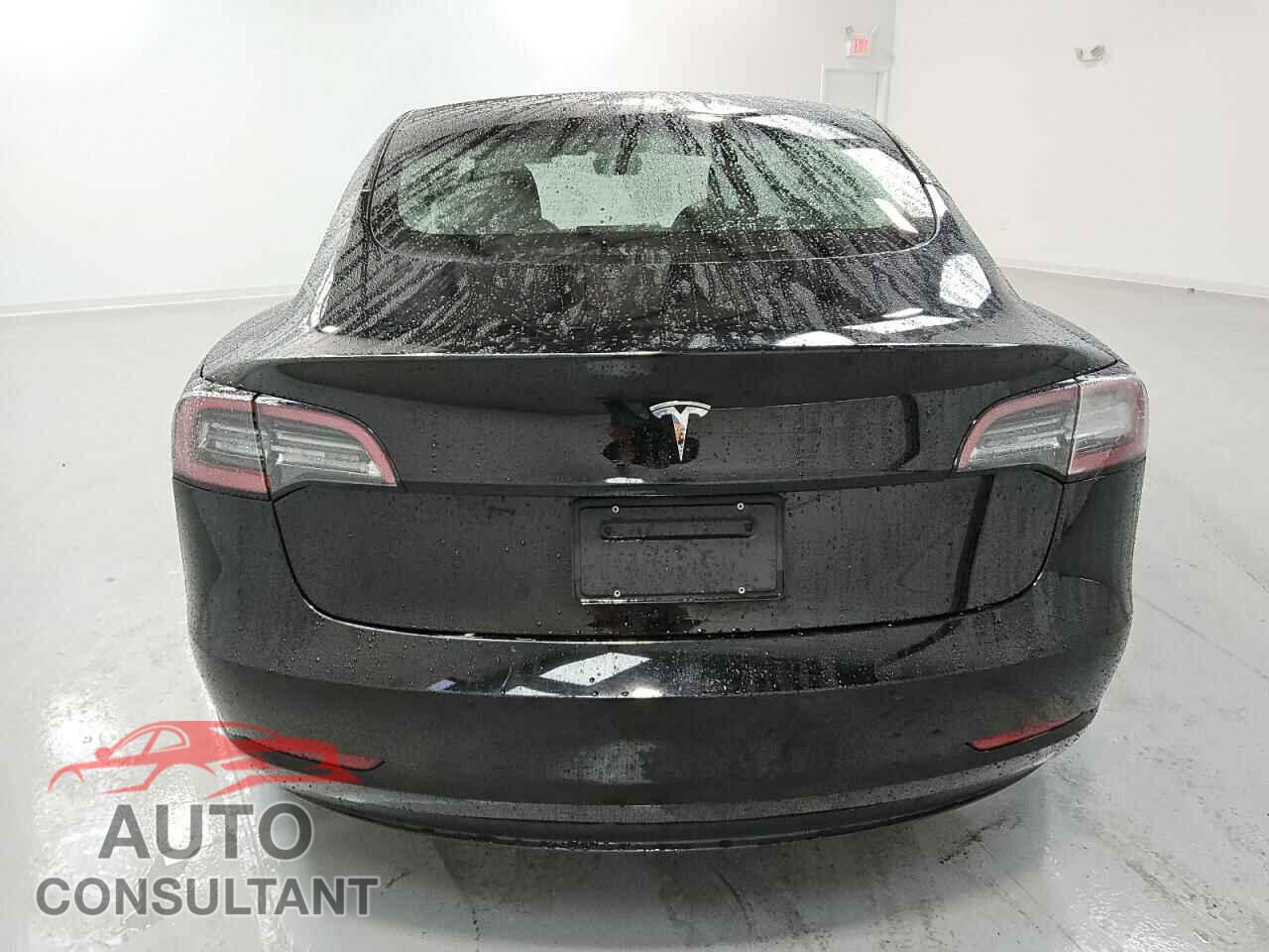 TESLA MODEL 3 2022 - 5YJ3E1EA0NF290366