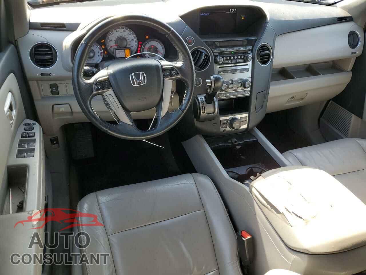 HONDA PILOT 2013 - 5FNYF4H61DB046333