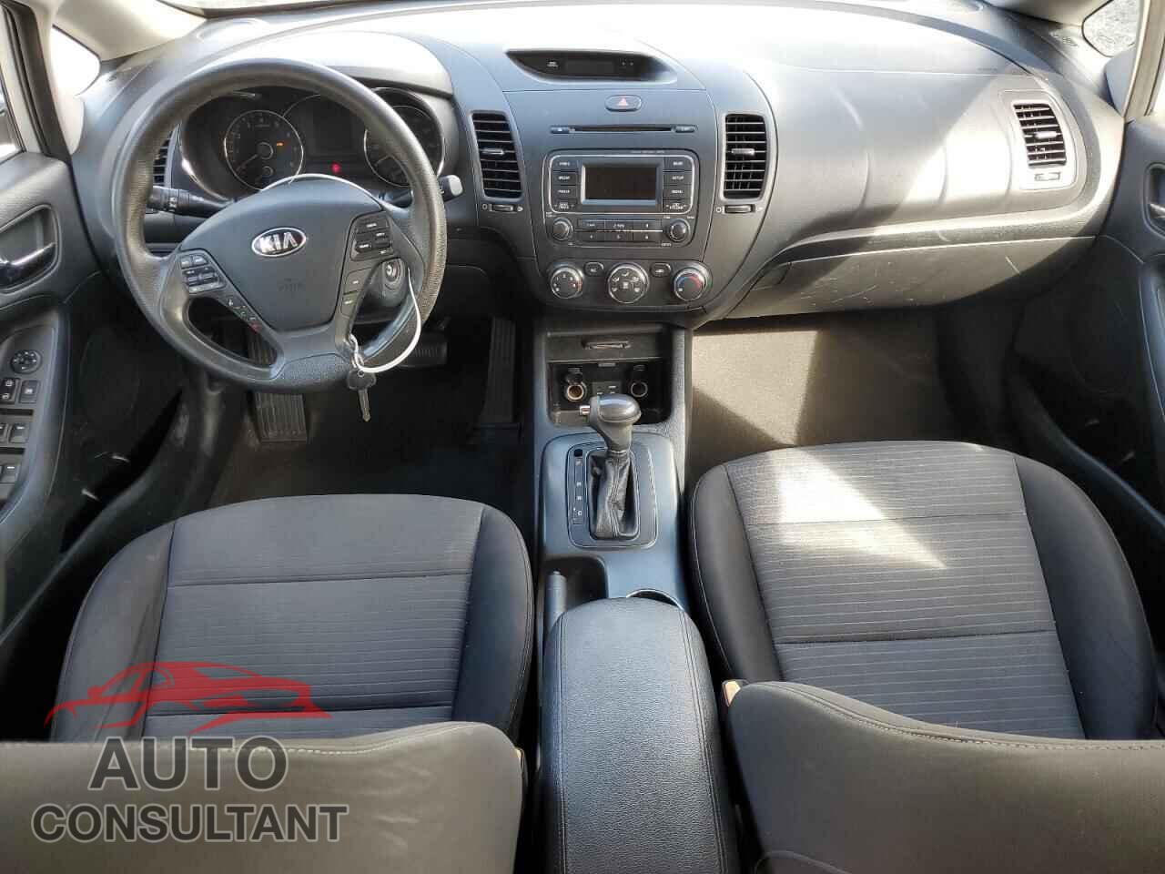 KIA FORTE 2015 - KNAFX4A68F5384487