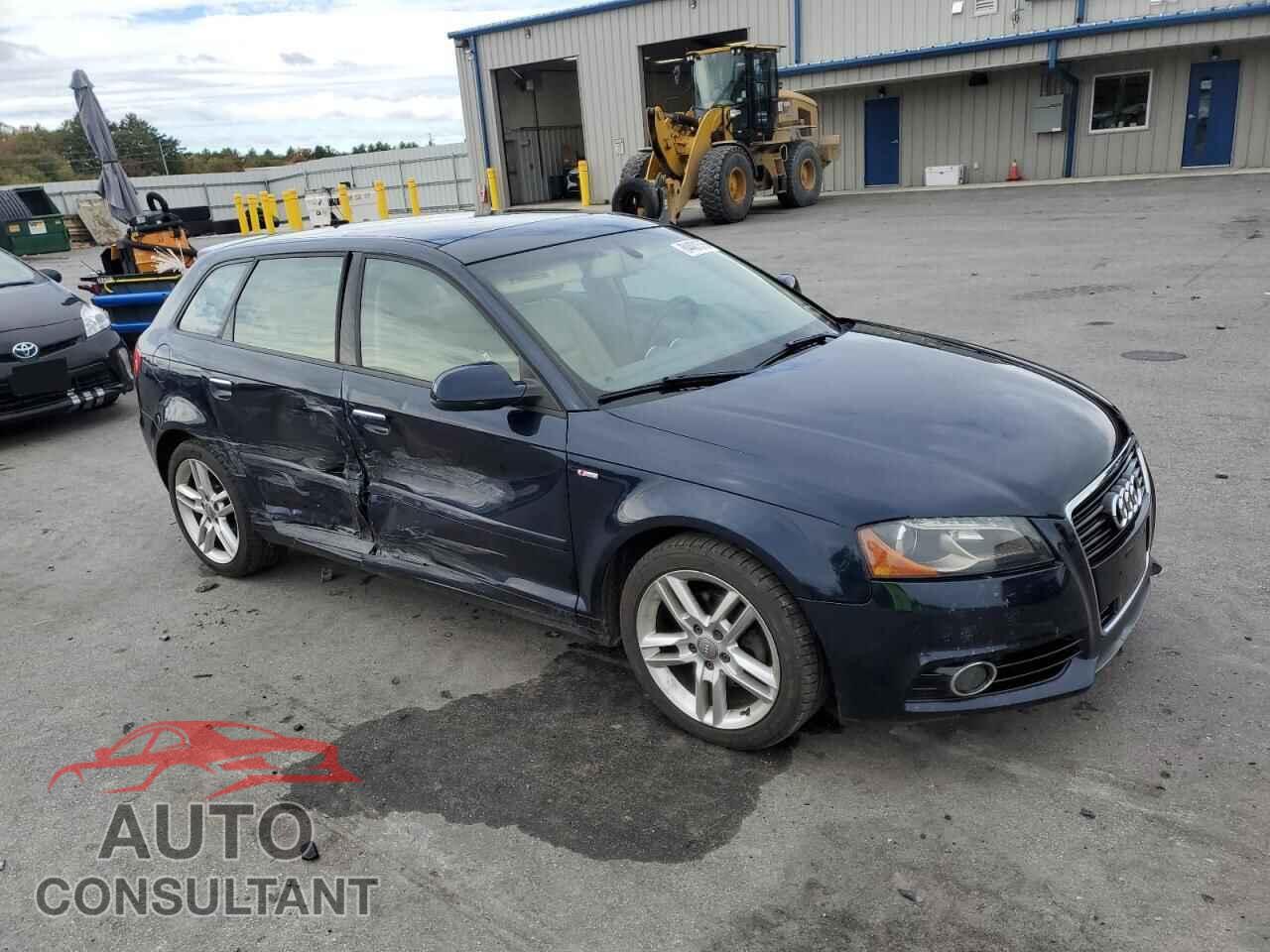 AUDI A3 2011 - WAUKJAFMXBA093514