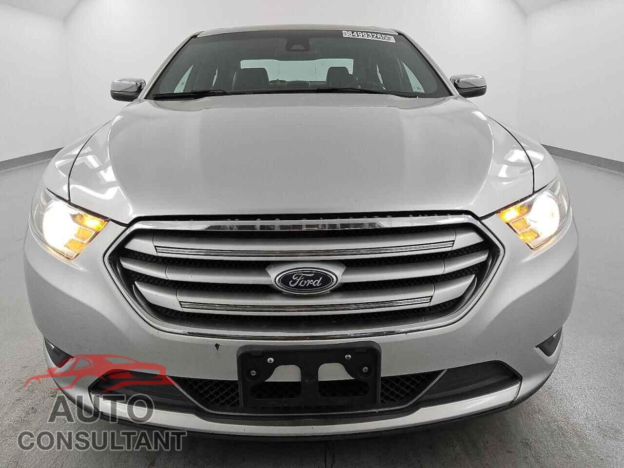 FORD TAURUS 2017 - 1FAHP2F8XHG104219