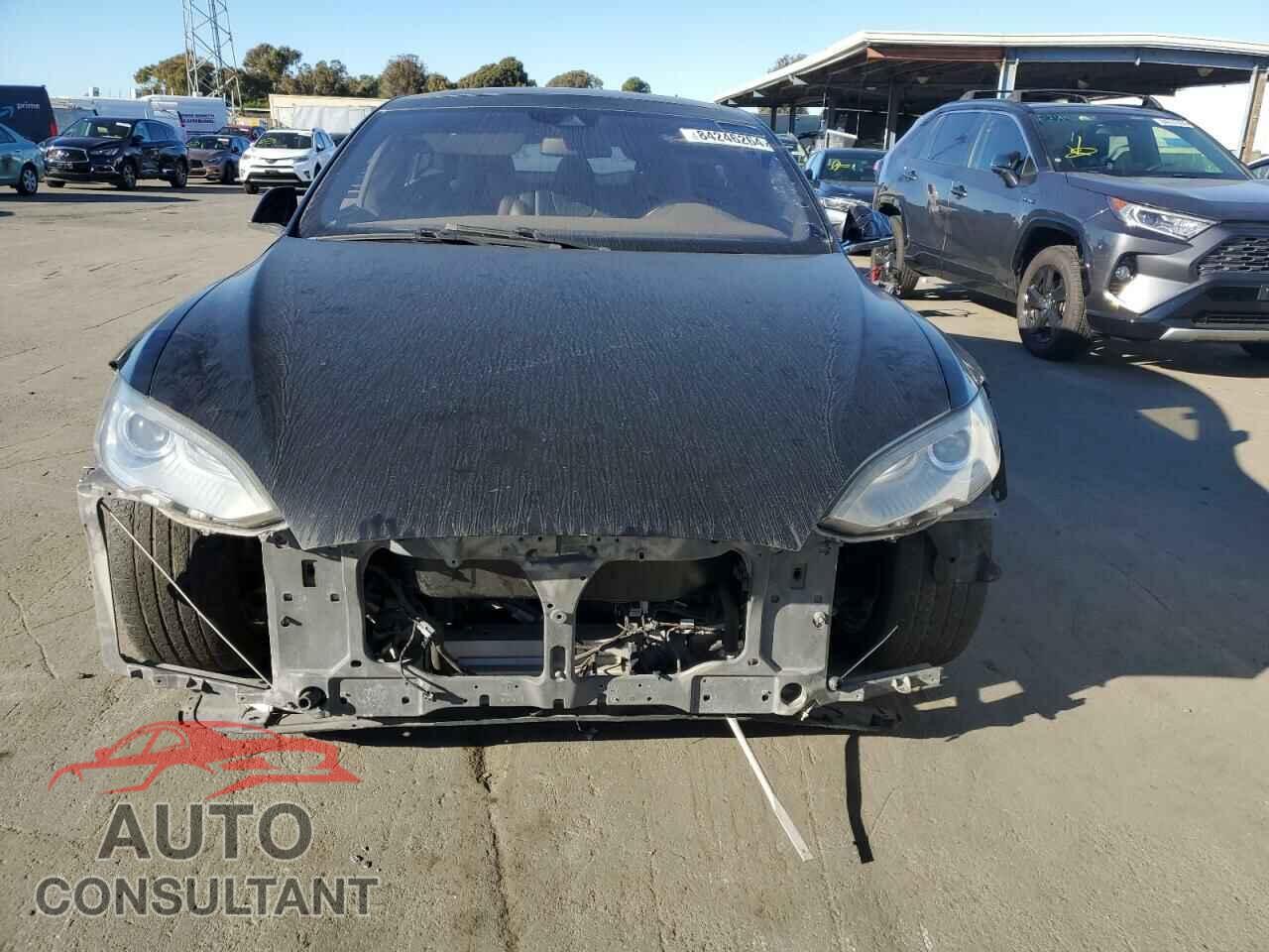 TESLA MODEL S 2015 - 5YJSA1E4XFF119675