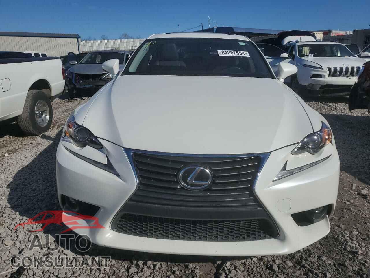 LEXUS IS 2015 - JTHBF1D22F5082171