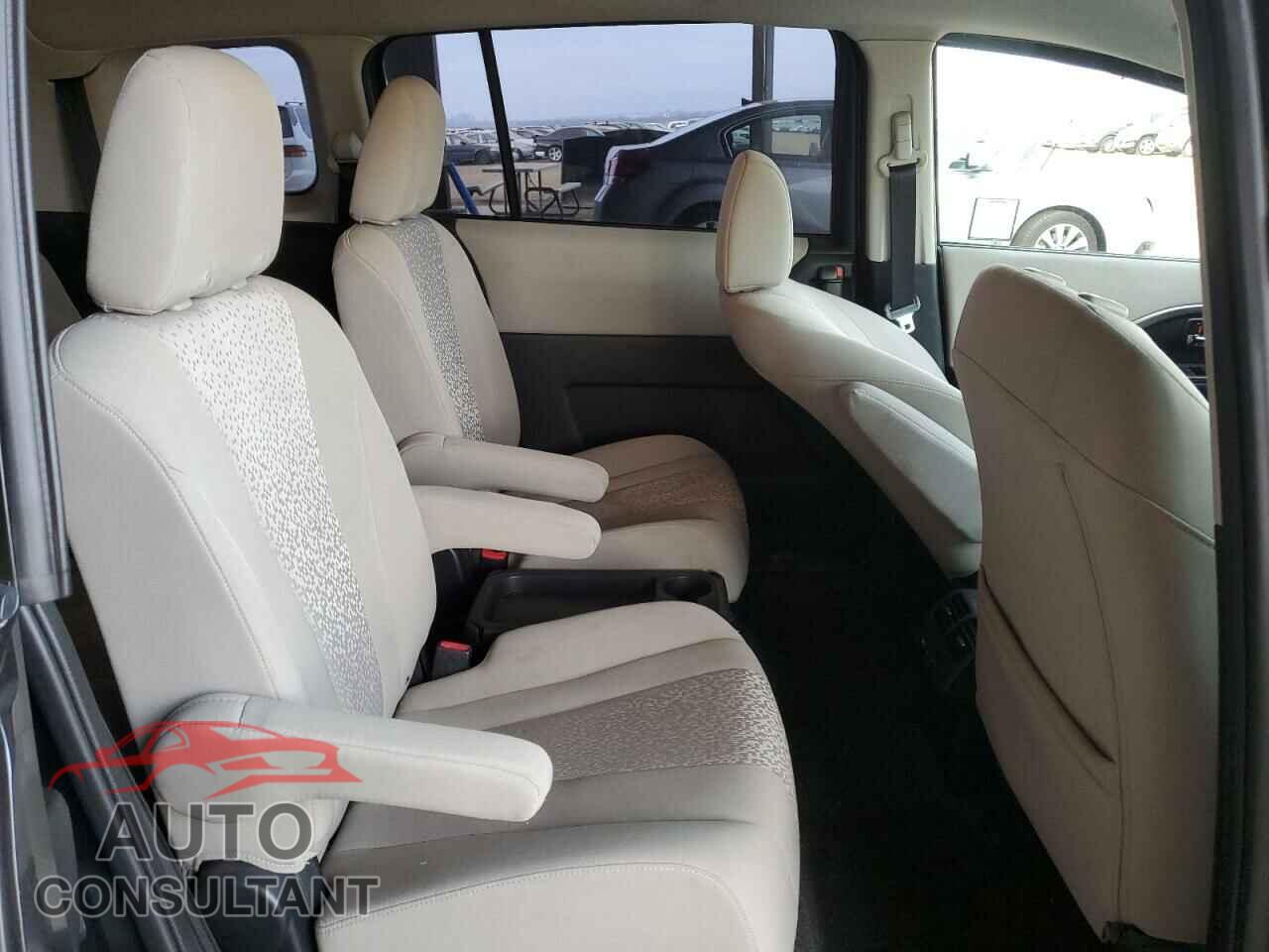 MAZDA 5 2012 - JM1CW2CL3C0108498
