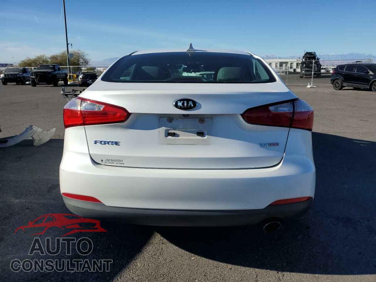 KIA FORTE 2016 - KNAFX4A85G5555232