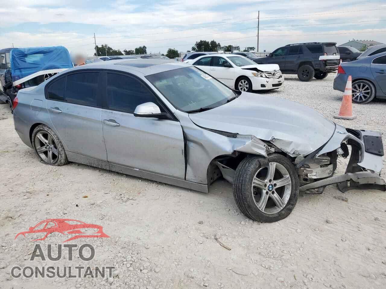 BMW 3 SERIES 2015 - WBA3B1C58FK139050