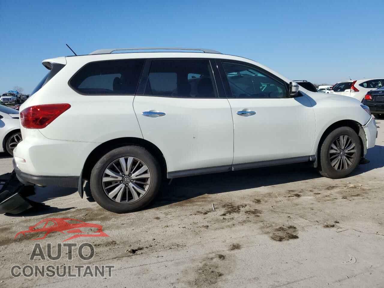 NISSAN PATHFINDER 2018 - 5N1DR2MN2JC660948