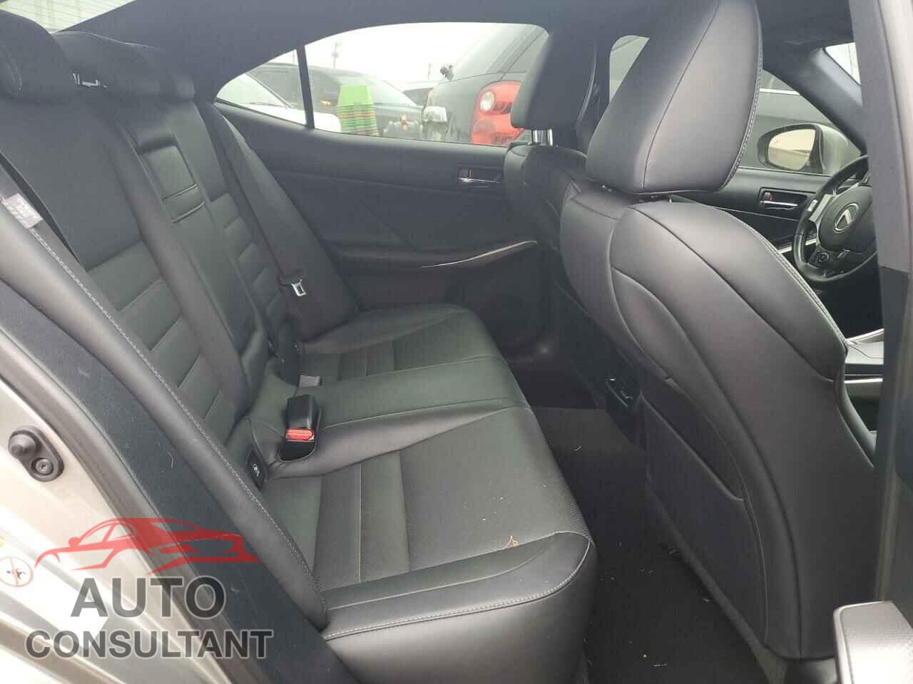 LEXUS IS 2015 - JTHCE1D22F5005680