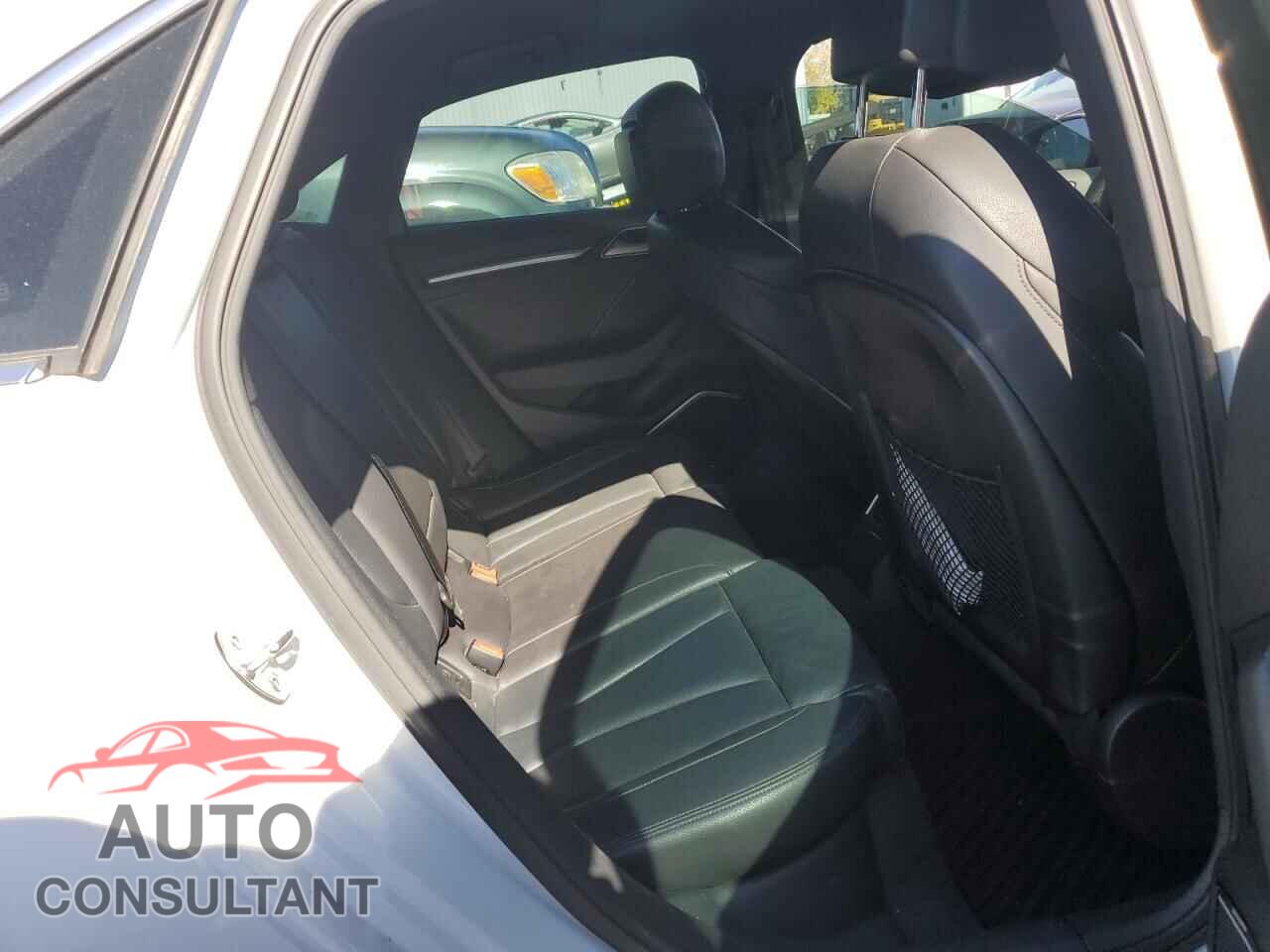 AUDI A3 2015 - WAUCJGFF8F1099536