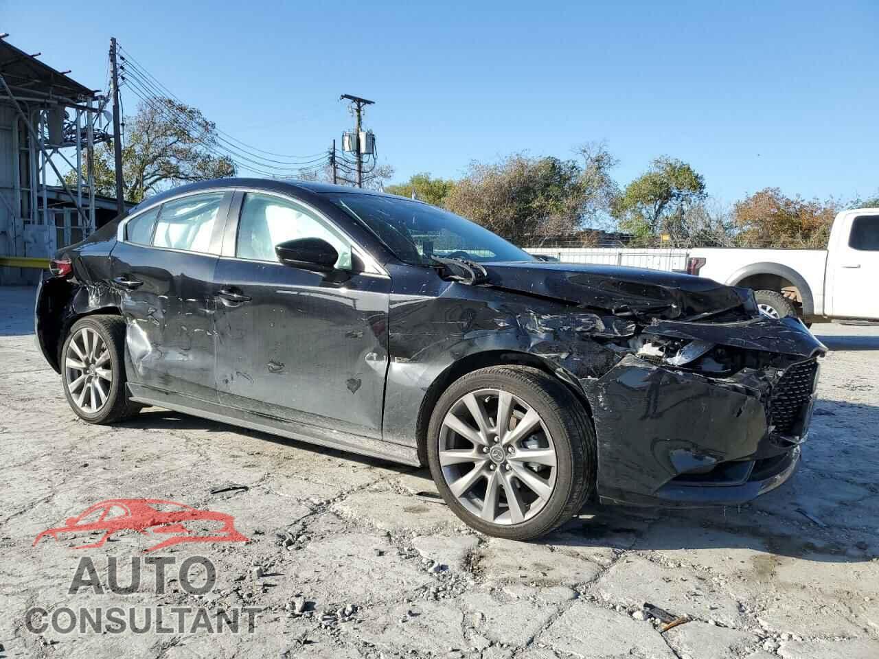 MAZDA 3 2023 - 3MZBPACM0PM367901