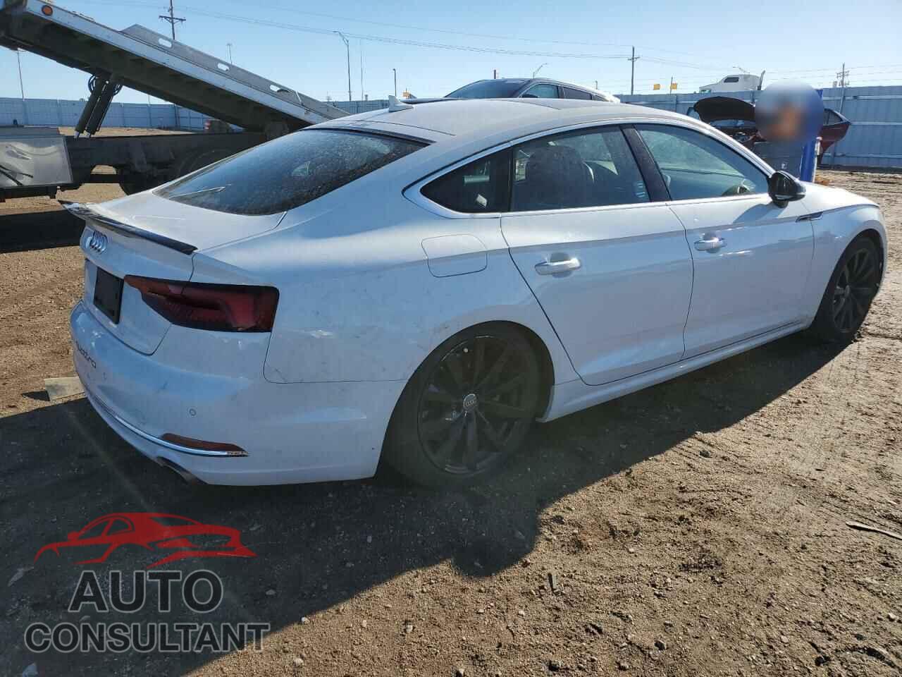 AUDI A5 2018 - WAUBNCF57JA106906