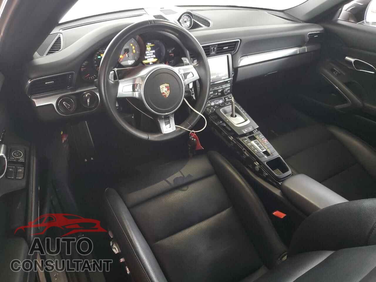 PORSCHE 911 2015 - WP0AB2A97FS124030