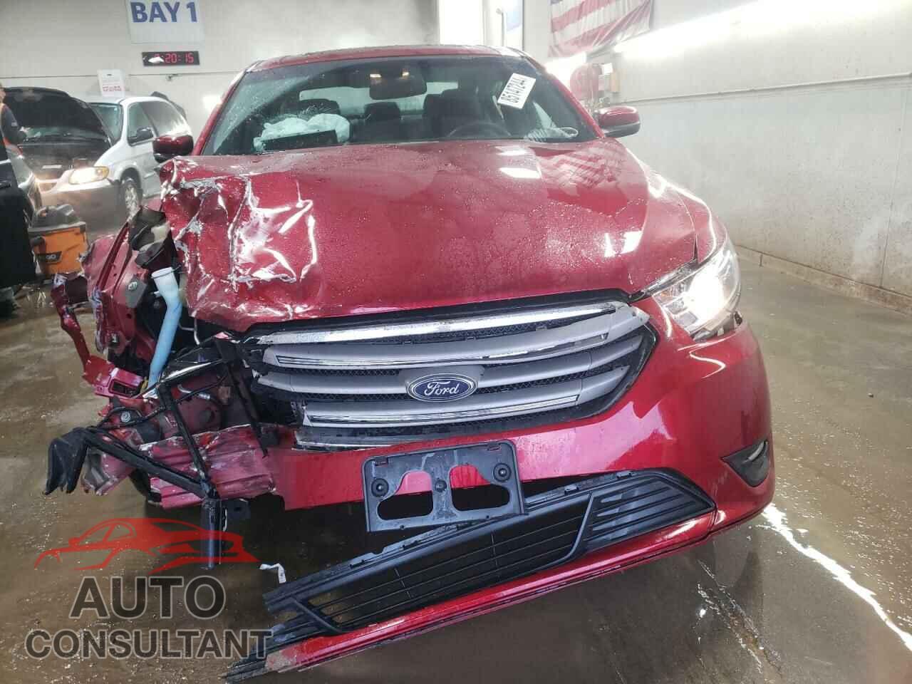 FORD TAURUS 2017 - 1FAHP2E80HG112427