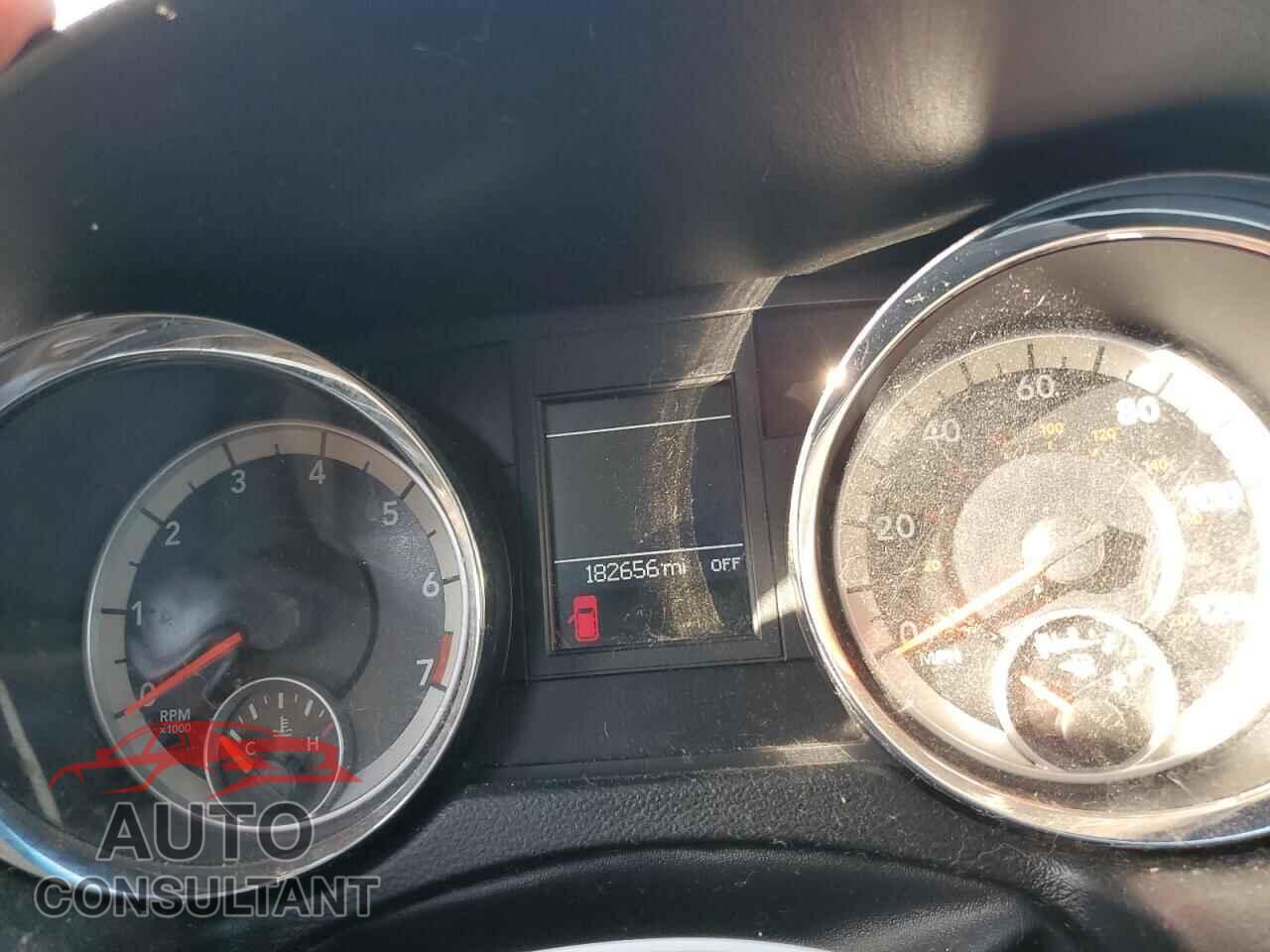 DODGE CARAVAN 2011 - 2D4RN5DG0BR644218