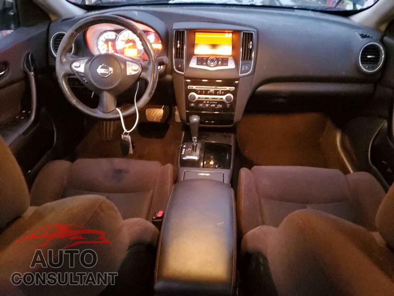 NISSAN MAXIMA 2010 - 1N4AA5AP8AC856212