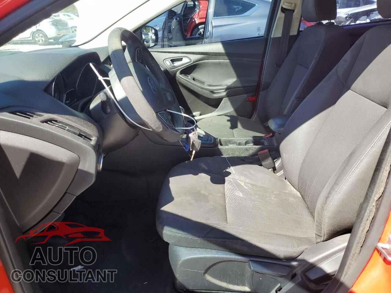 FORD FOCUS 2016 - 1FADP3F26GL224847