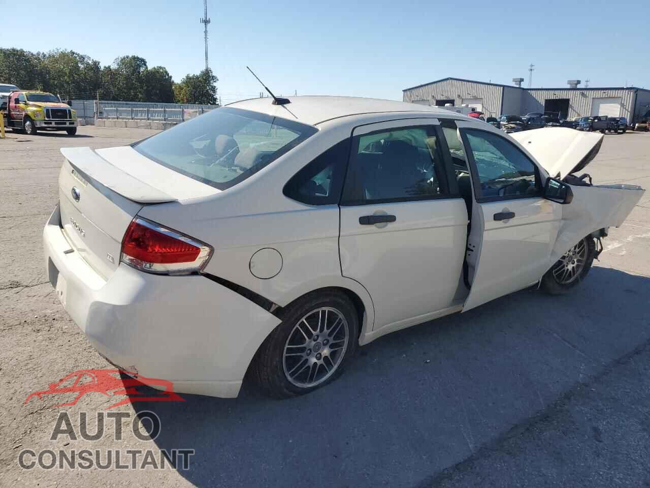 FORD FOCUS 2011 - 1FAHP3FN9BW117777