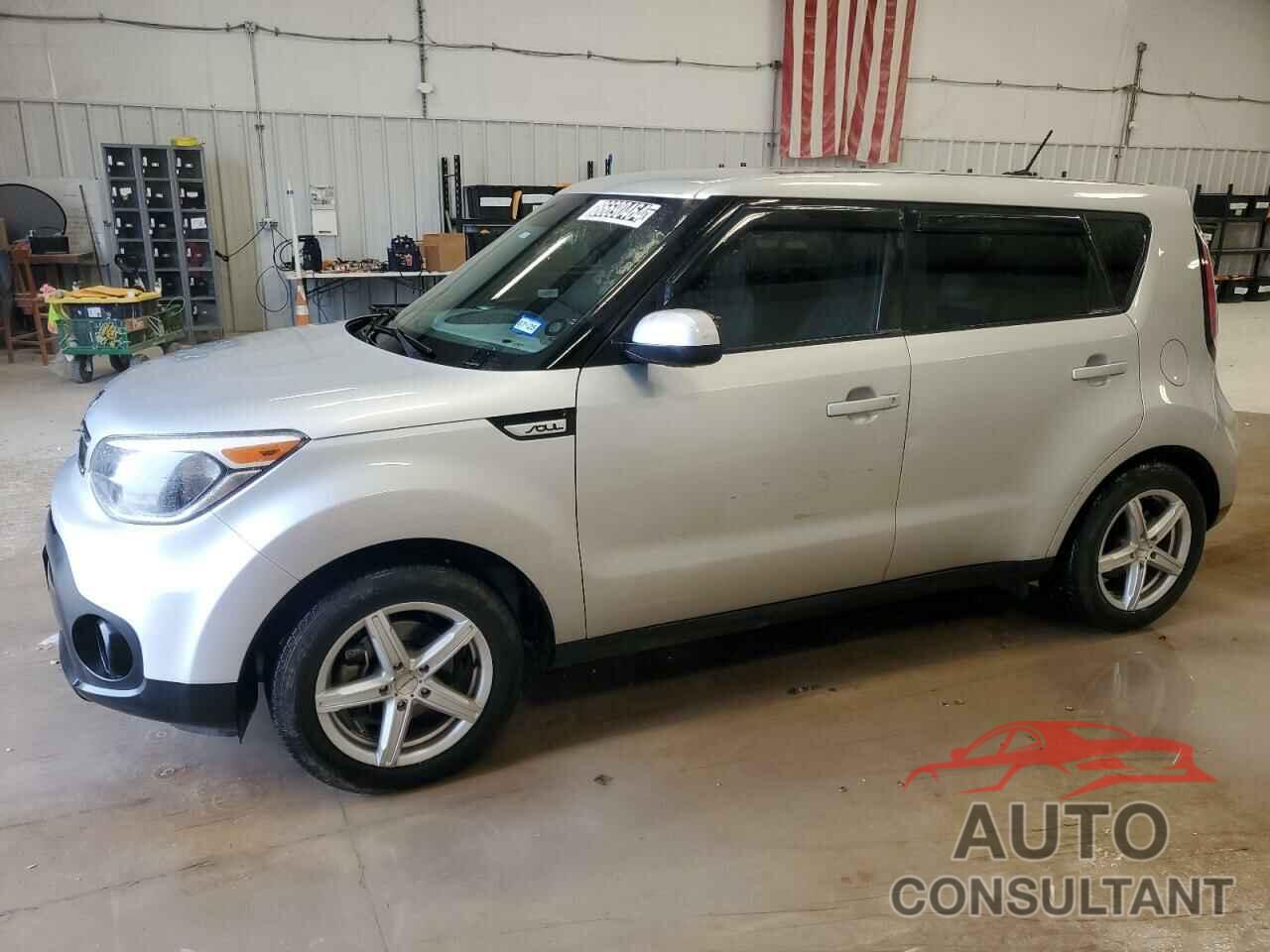 KIA SOUL 2018 - KNDJN2A22J7579177