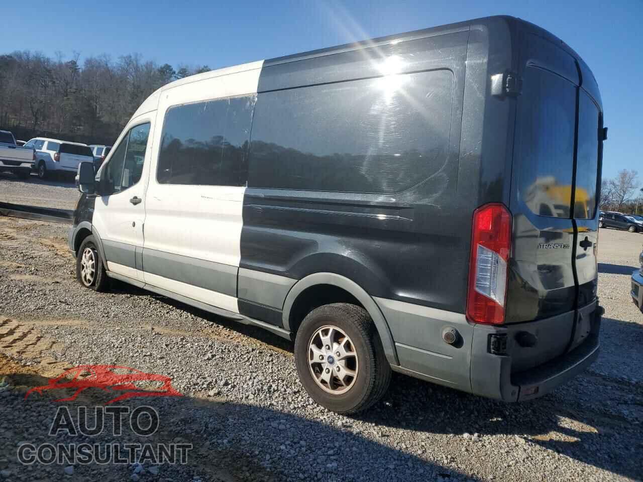 FORD TRANSIT 2015 - 1FTYR2CM1FKA69926