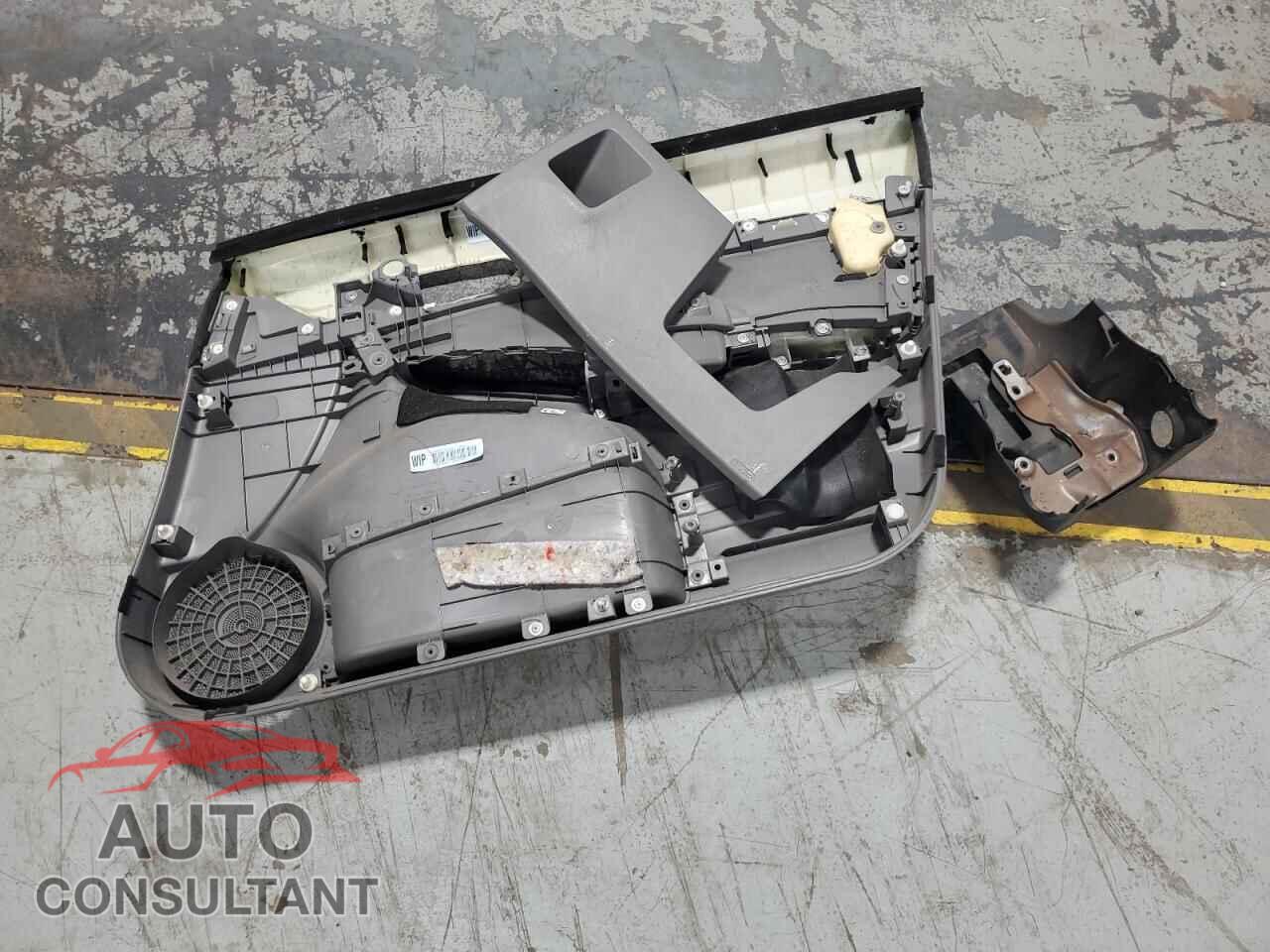 HONDA CIVIC 2011 - 19XFA1F36BE043959