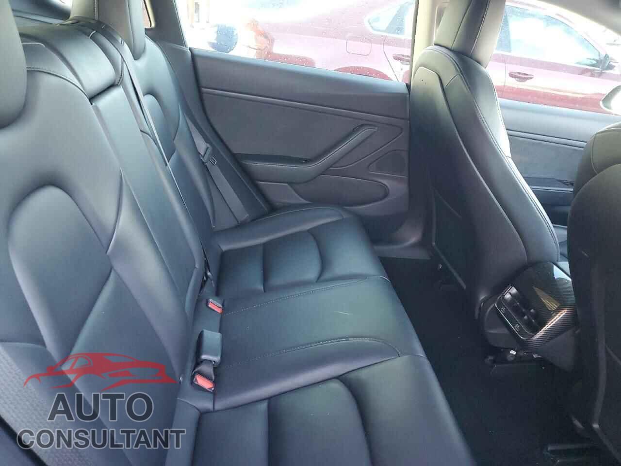 TESLA MODEL 3 2019 - 5YJ3E1EAXKF314152