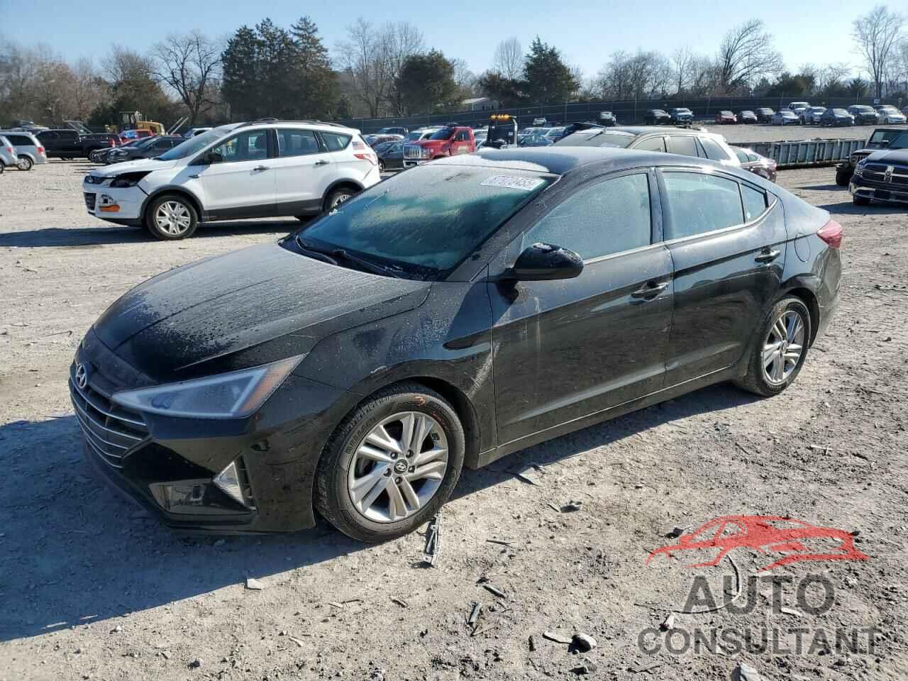 HYUNDAI ELANTRA 2019 - 5NPD84LF1KH475292