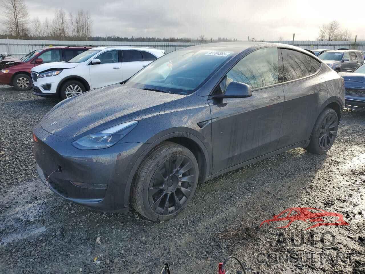 TESLA MODEL Y 2024 - 7SAYGDED9RF003935