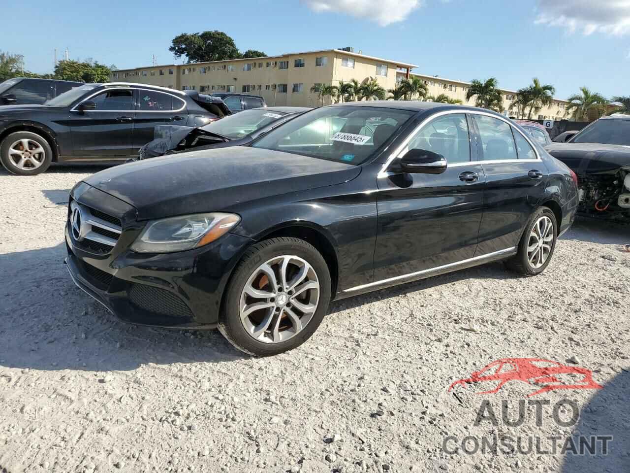 MERCEDES-BENZ C-CLASS 2015 - 55SWF4KB5FU031137