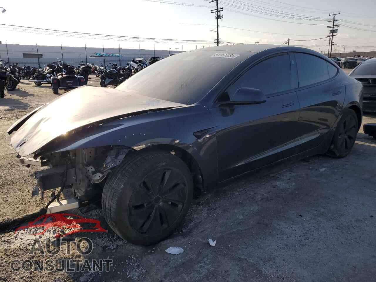 TESLA MODEL 3 2024 - 5YJ3E1EA7RF724353