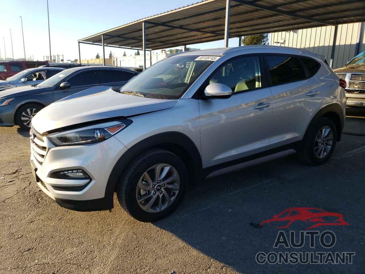 HYUNDAI TUCSON 2017 - KM8J33A48HU522616