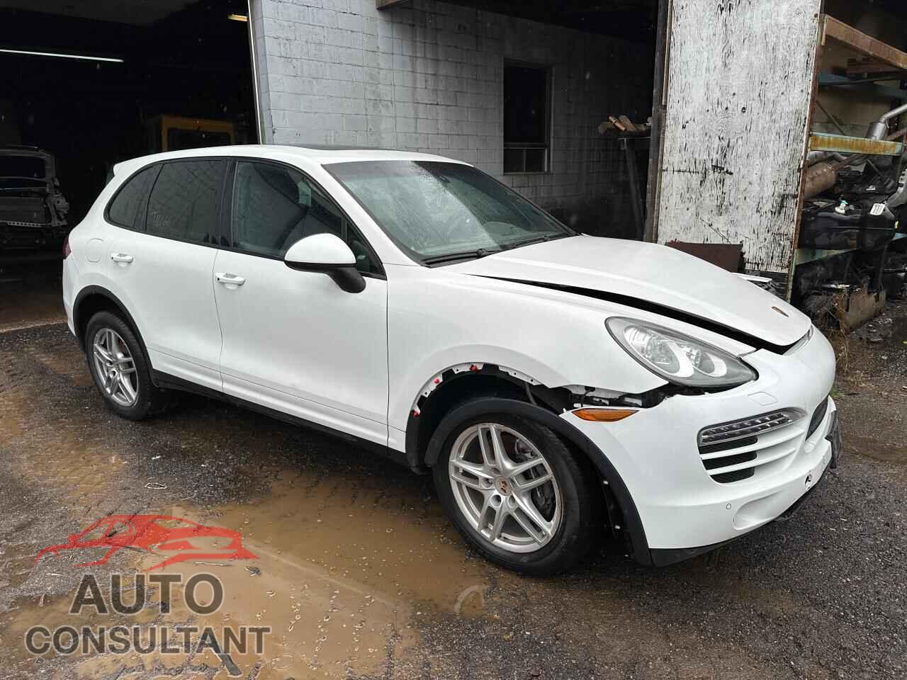 PORSCHE CAYENNE 2013 - WP1AA2A26DLA03677