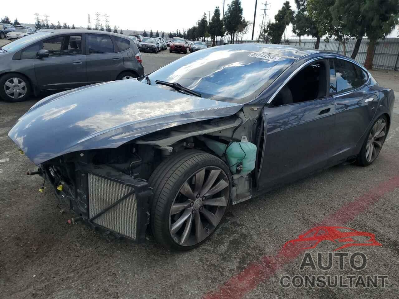TESLA MODEL S 2016 - 5YJSA1E21GF136073