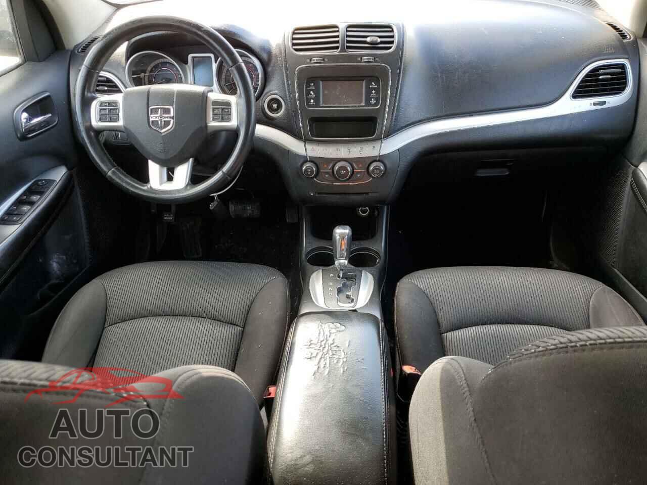 DODGE JOURNEY 2015 - 3C4PDCAB2FT688597