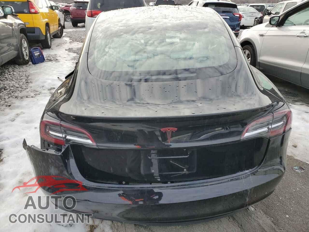 TESLA MODEL 3 2018 - 5YJ3E1EA9JF177915