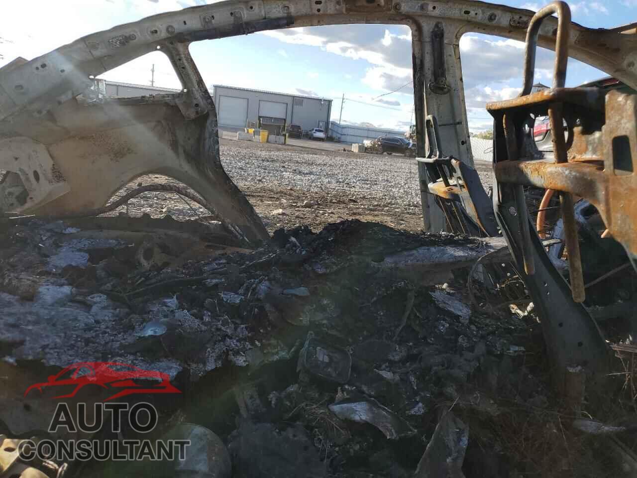 TESLA MODEL 3 2019 - 5YJ3E1EA5KF483902