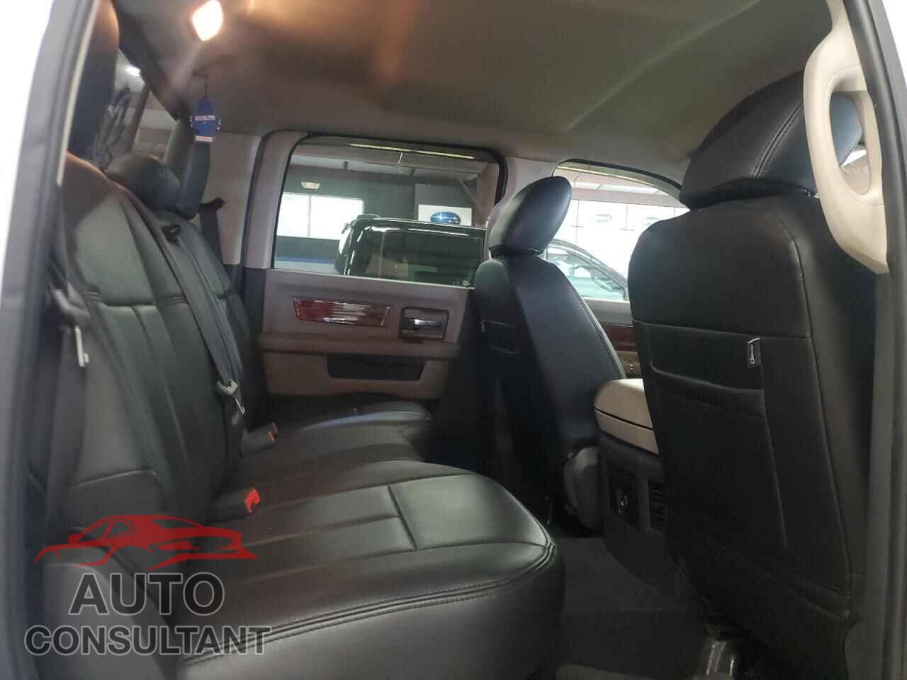 DODGE RAM 1500 2012 - 1C6RD7LT8CS161013