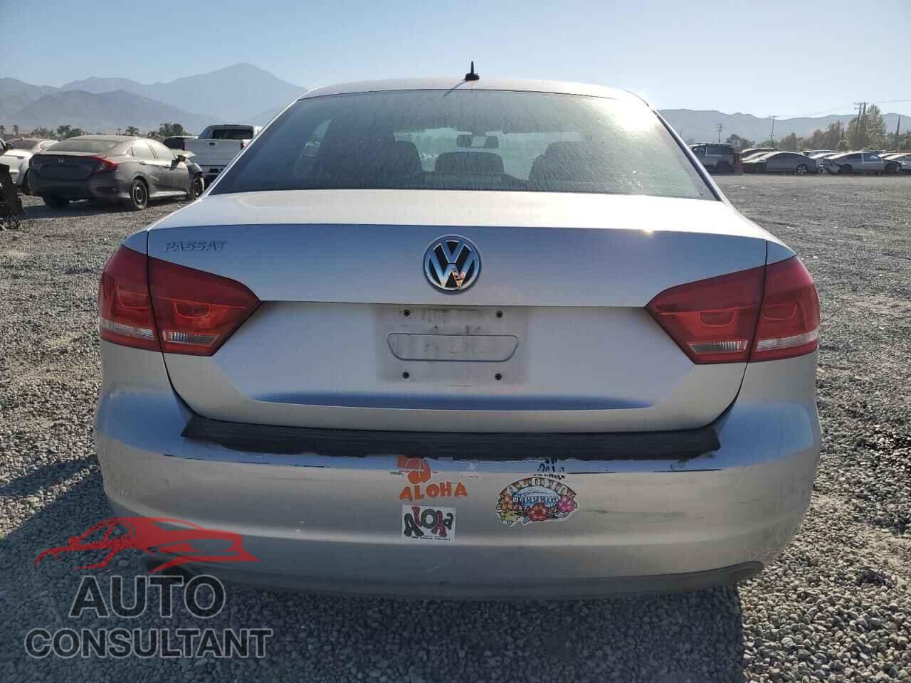 VOLKSWAGEN PASSAT 2013 - 1VWAP7A39DC024865