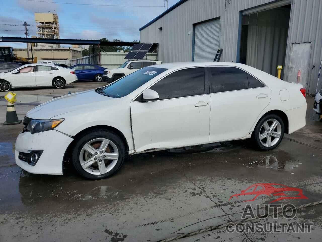 TOYOTA CAMRY 2014 - 4T1BF1FK2EU827659