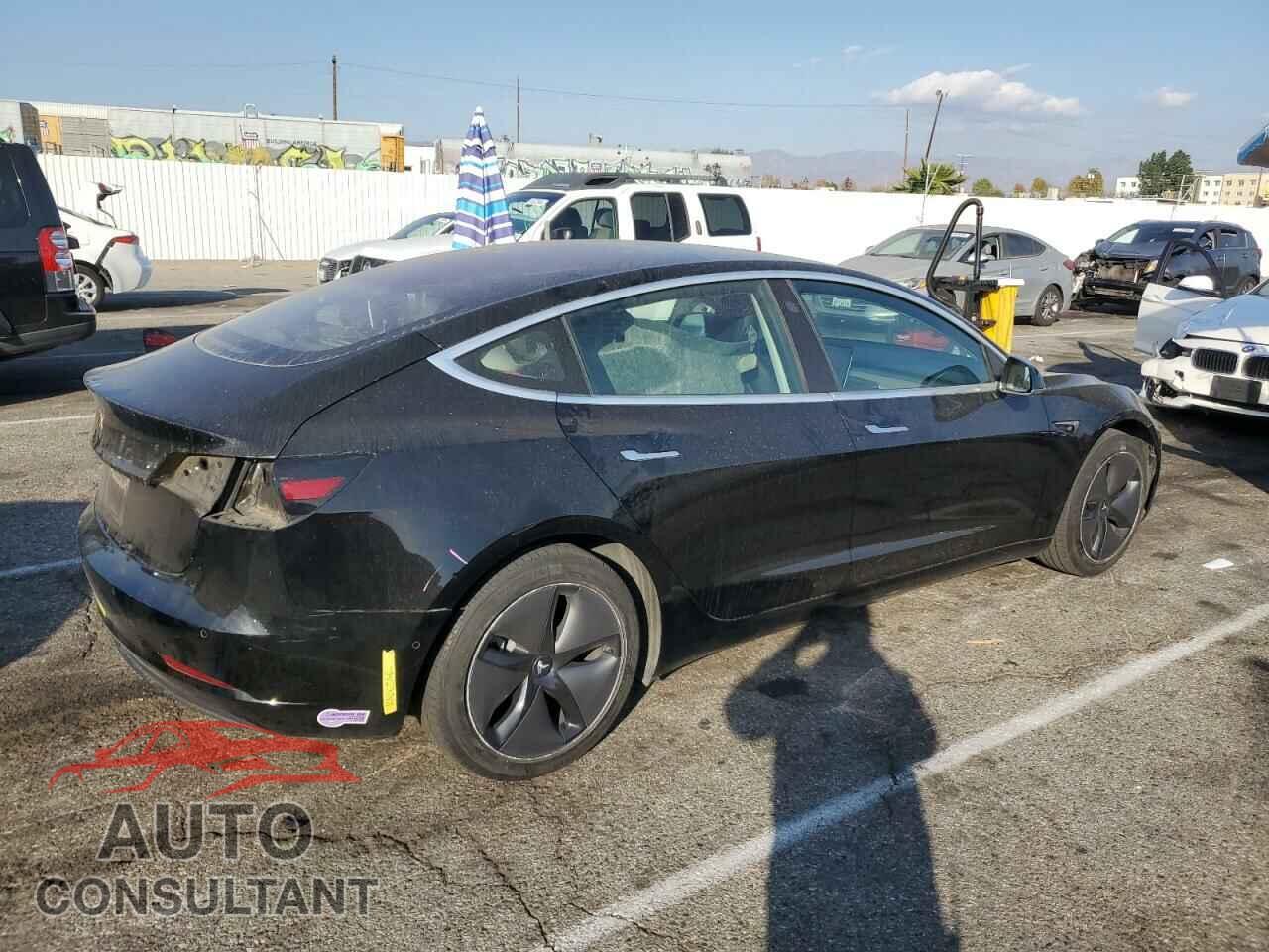 TESLA MODEL 3 2018 - 5YJ3E1EA9JF172603