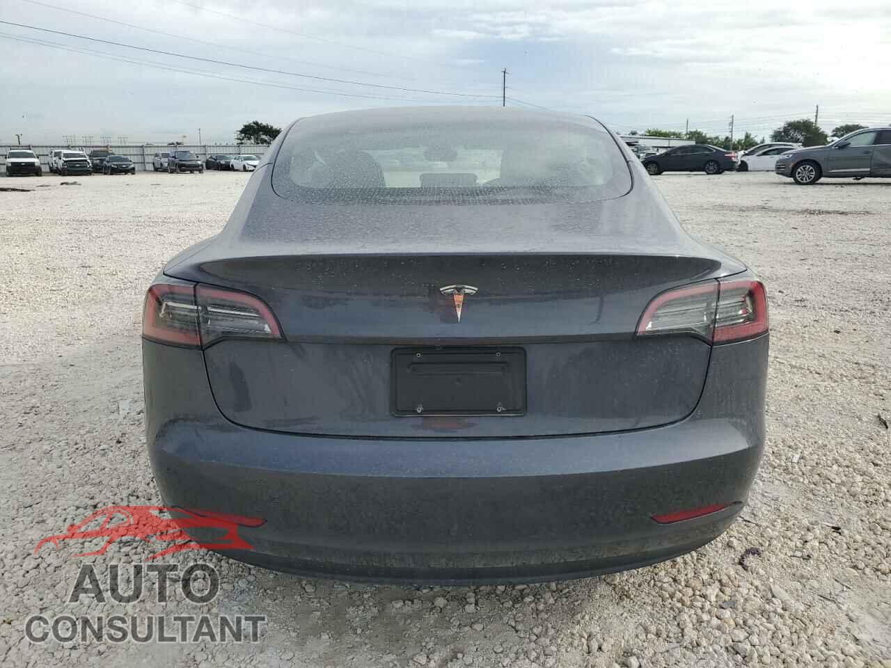 TESLA MODEL 3 2023 - 5YJ3E1EA4PF646398