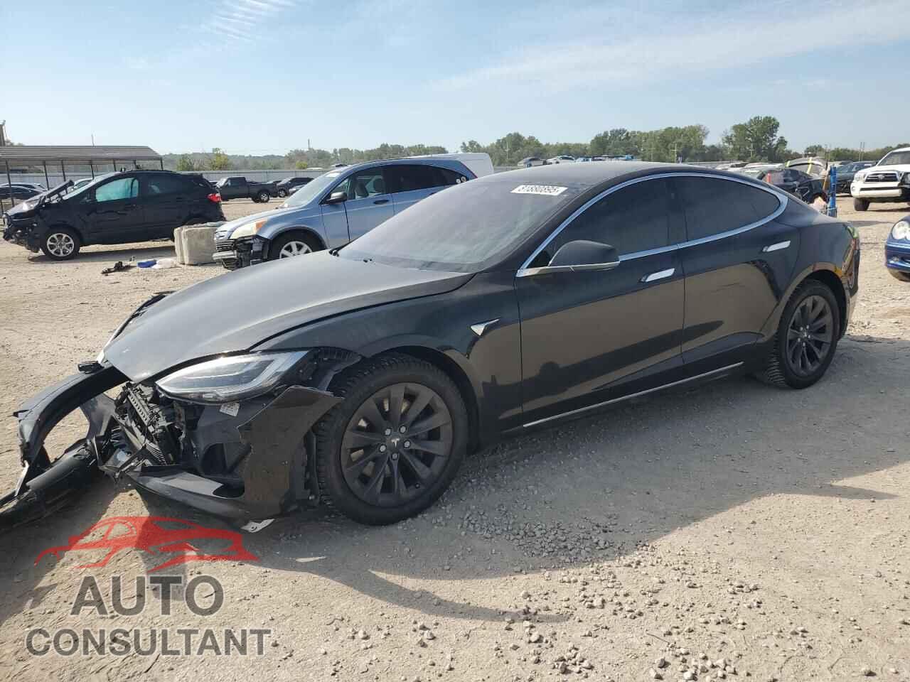 TESLA MODEL S 2018 - 5YJSA1E21JF275577