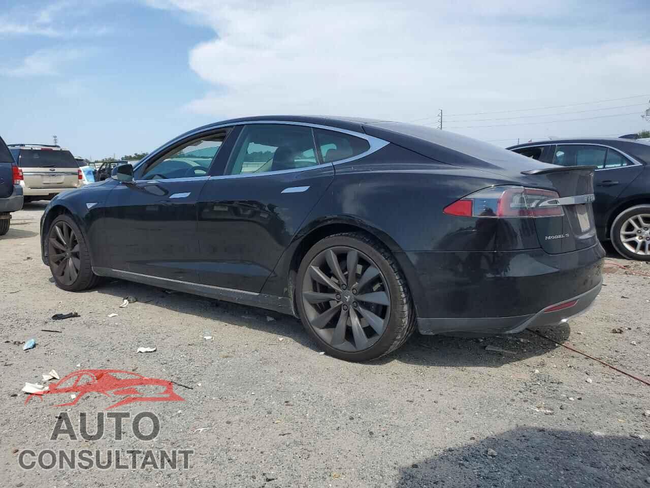 TESLA MODEL S 2012 - 5YJSA1CP7CFP02780